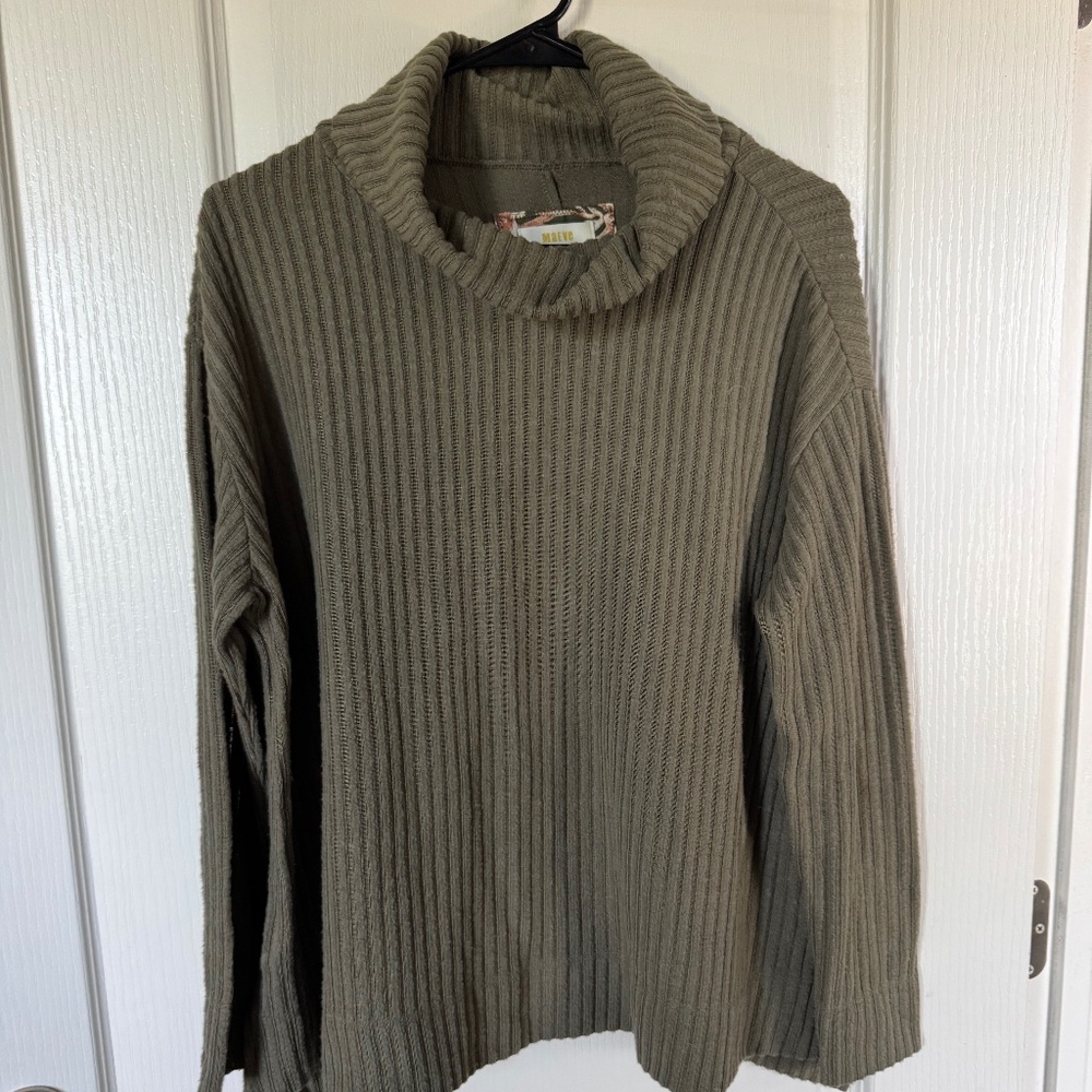 Maeve turtleneck